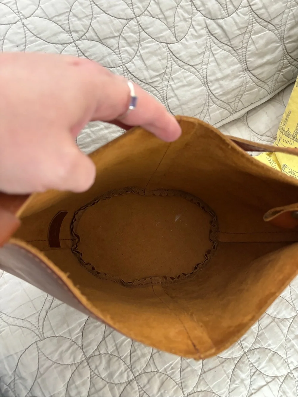 Portland Leather large Kangaroo bag in Honey
